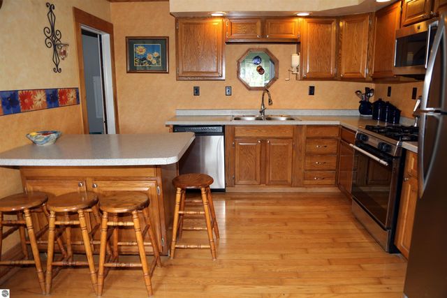 11110 Co Road 633, Buckley, MI 49620