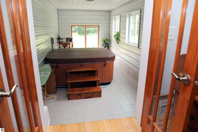 11110 Co Road 633, Buckley, MI 49620