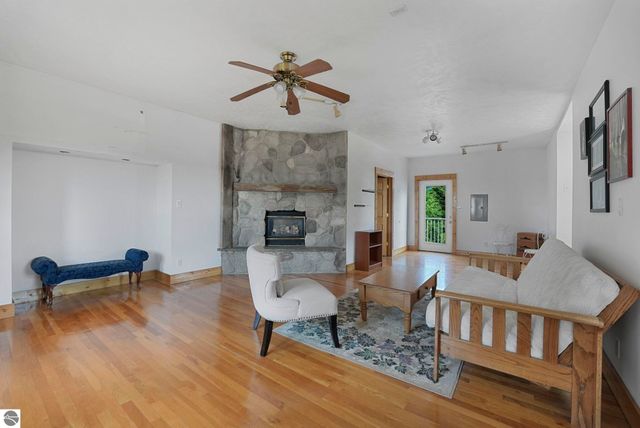 11110 Co Road 633, Buckley, MI 49620