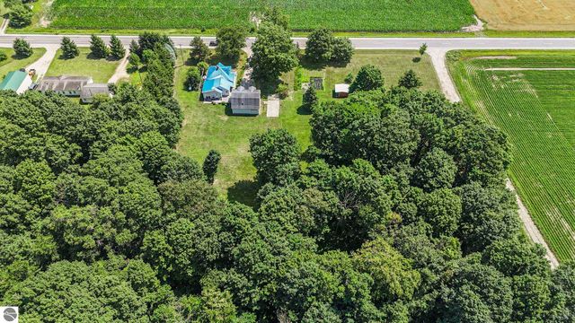 11110 Co Road 633, Buckley, MI 49620