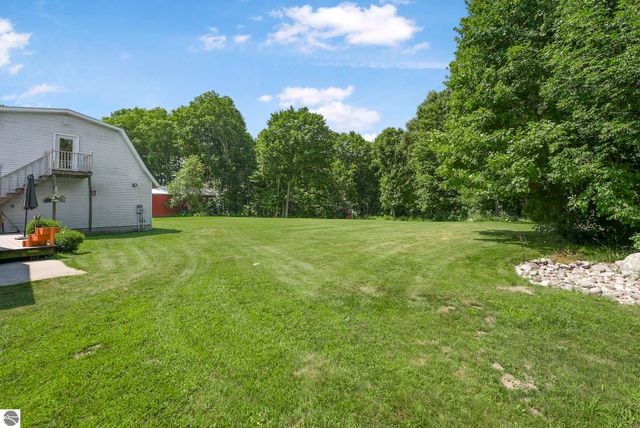 11110 Co Road 633, Buckley, MI 49620