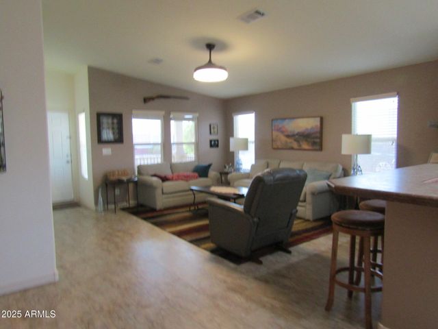 2263 N TREKELL Road 90, Casa Grande, AZ 85122