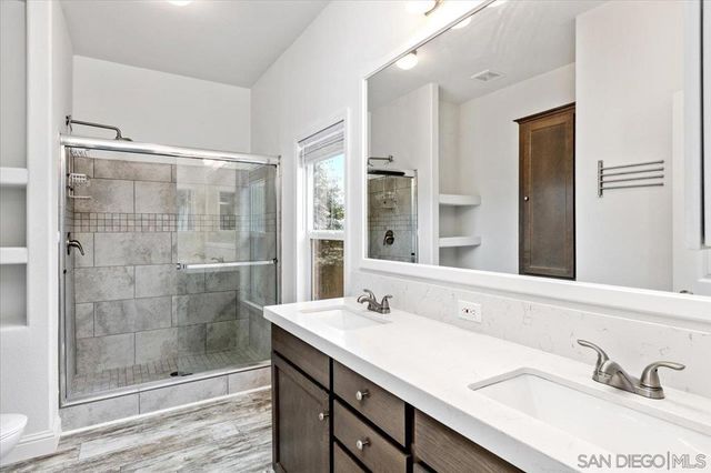 11776 Park Lilac Ln, Valley Center, CA 92082