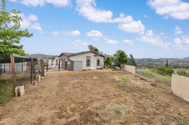11776 Park Lilac Ln, Valley Center, CA 92082