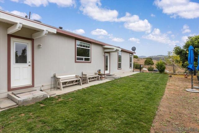 11776 Park Lilac Ln, Valley Center, CA 92082