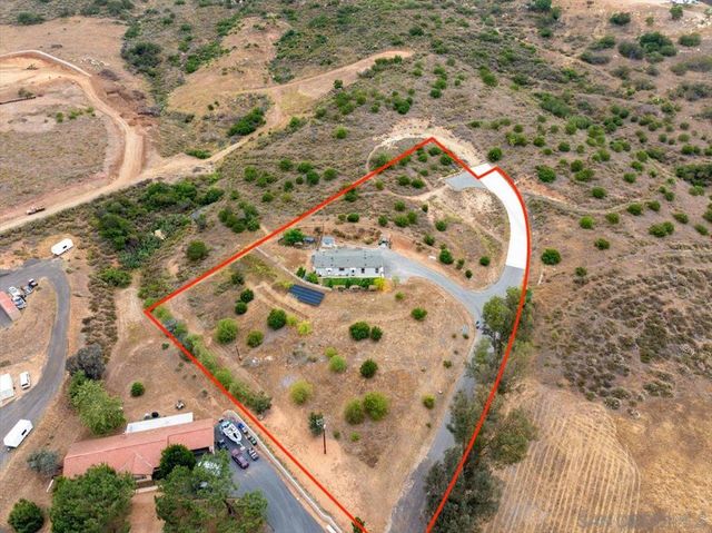 11776 Park Lilac Ln, Valley Center, CA 92082