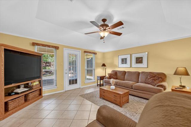 8019 Eagle Trail, Dallas, TX 75238