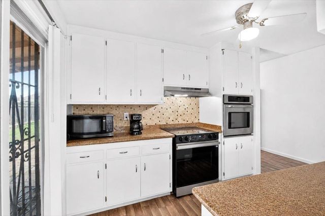 3214 35th Ave, Sacramento, CA 95824