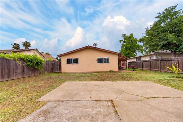 3214 35th Ave, Sacramento, CA 95824
