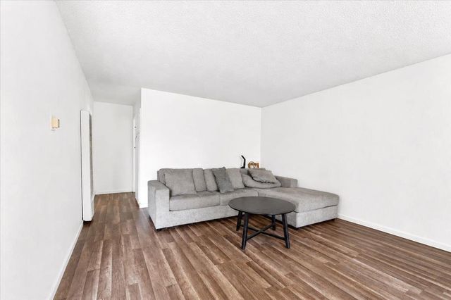 3214 35th Ave, Sacramento, CA 95824