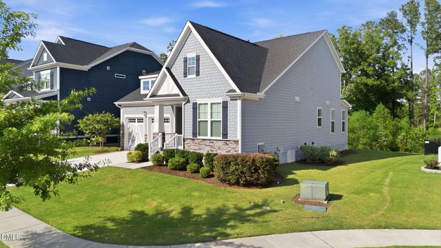 129 Treeline Court, Holly Springs, NC 27540