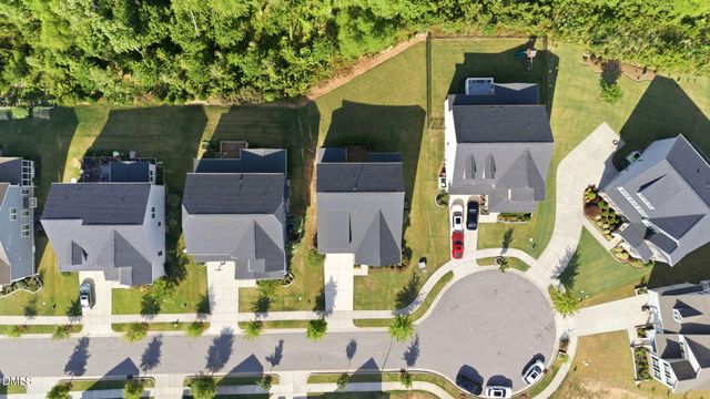 129 Treeline Court, Holly Springs, NC 27540