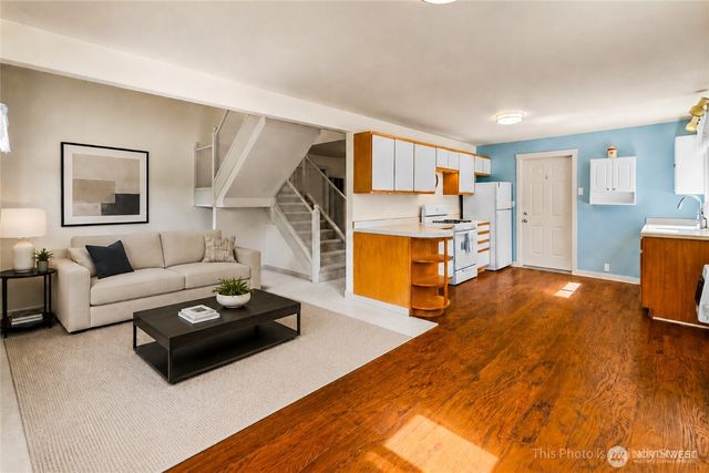 11500 Weisenberger Road SE, Rainier, WA 98576