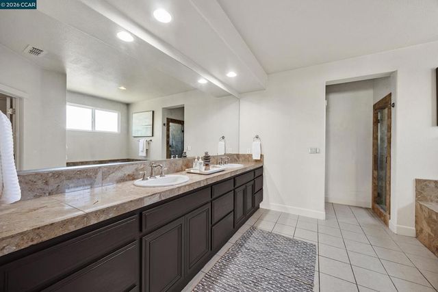 1224 Bridlewood Ct, Clayton, CA 94517