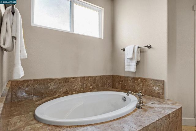 1224 Bridlewood Ct, Clayton, CA 94517