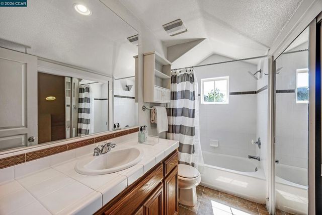 1224 Bridlewood Ct, Clayton, CA 94517