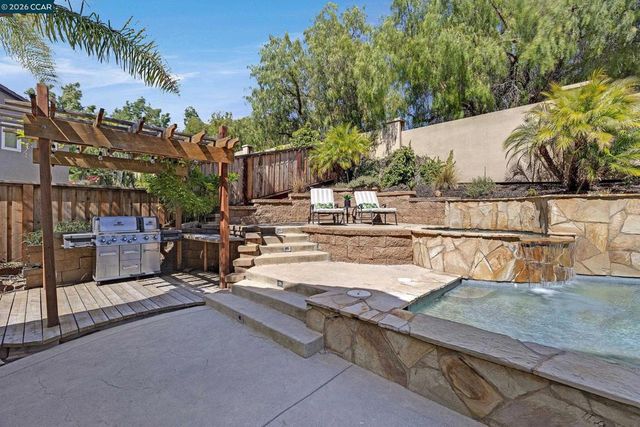 1224 Bridlewood Ct, Clayton, CA 94517