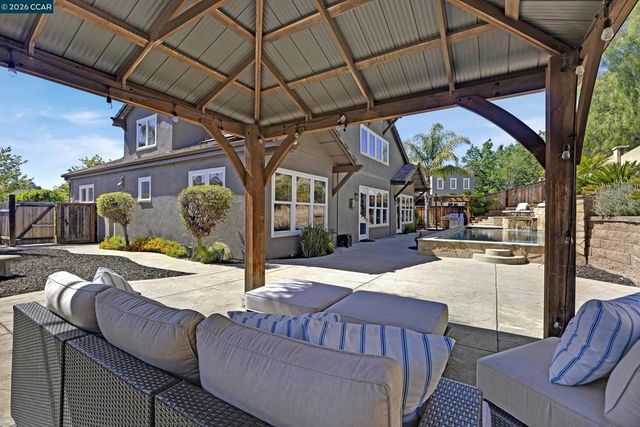 1224 Bridlewood Ct, Clayton, CA 94517