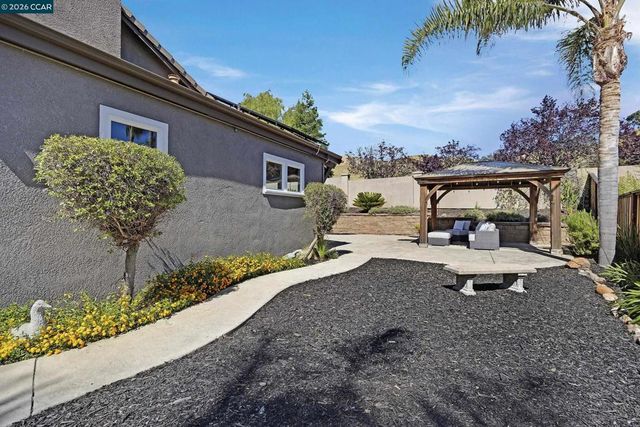 1224 Bridlewood Ct, Clayton, CA 94517