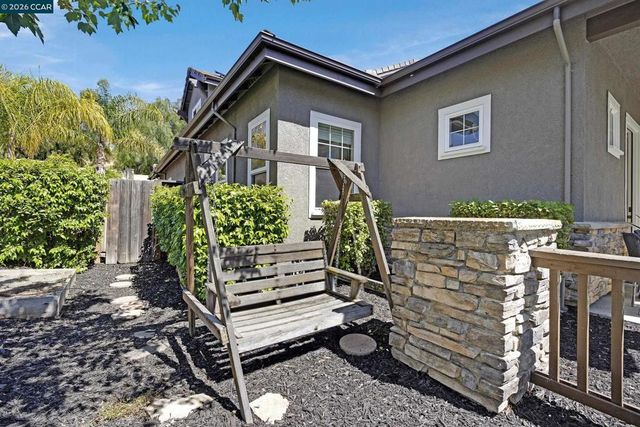 1224 Bridlewood Ct, Clayton, CA 94517