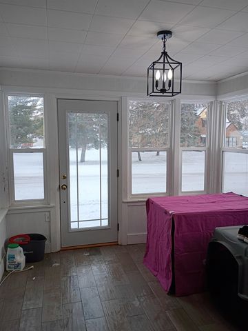 1884 West Street, Reese, MI 48757