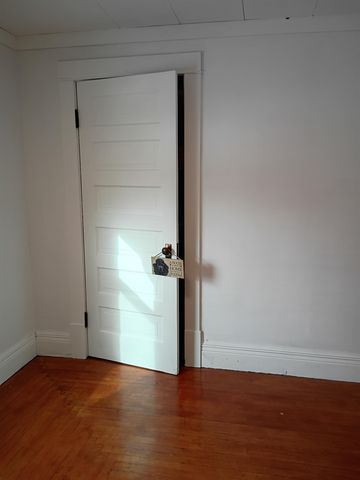 1884 West Street, Reese, MI 48757