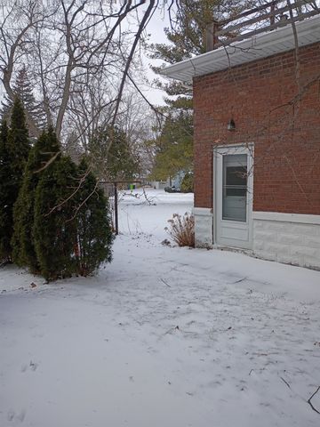 1884 West Street, Reese, MI 48757