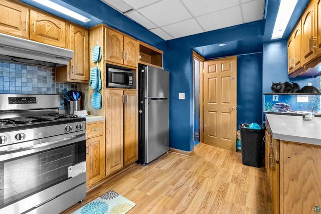 917 N 21st St, Superior, WI 54880