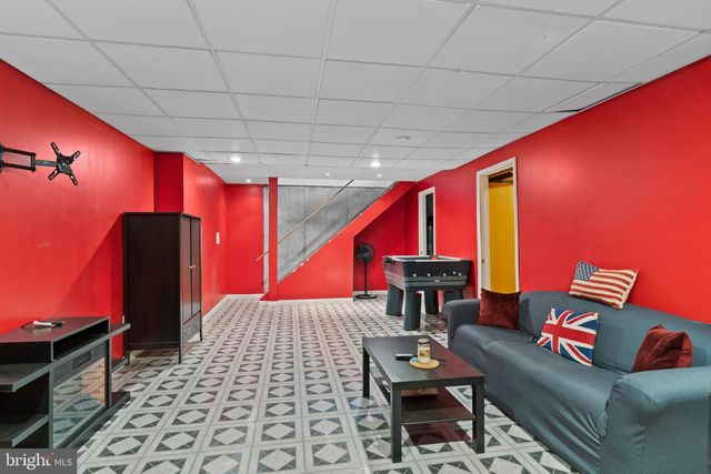 31 LONGSTREET DR, Carlisle, PA 17013