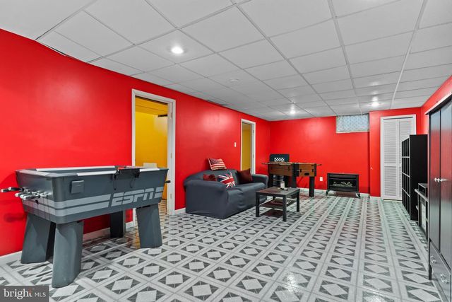 31 LONGSTREET DR, Carlisle, PA 17013