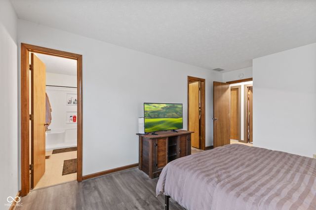 848 Cypress N, Greenwood, IN 46143