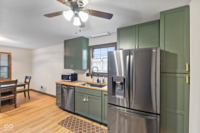 848 Cypress N, Greenwood, IN 46143