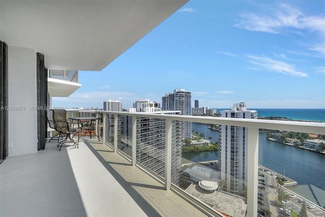 20281 E Country Club Dr 2104, Aventura, FL 33180