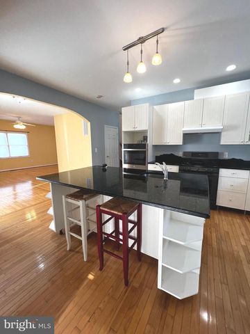 13283 MAIN AVE, Cobb Island, MD 20625