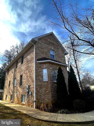 13283 MAIN AVE, Cobb Island, MD 20625