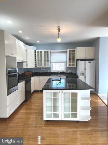 13283 MAIN AVE, Cobb Island, MD 20625