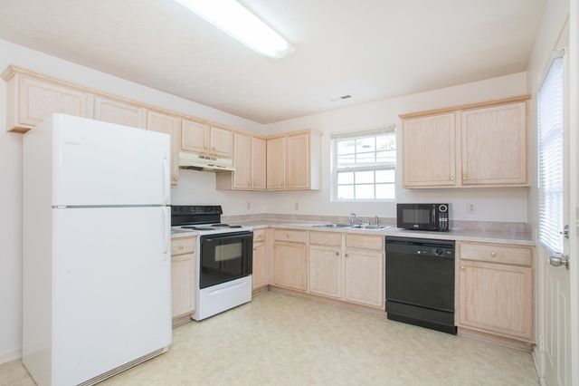 517 Longleaf Ct, Nashville, TN 37207