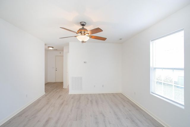 517 Longleaf Ct, Nashville, TN 37207