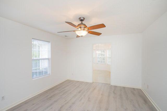 517 Longleaf Ct, Nashville, TN 37207