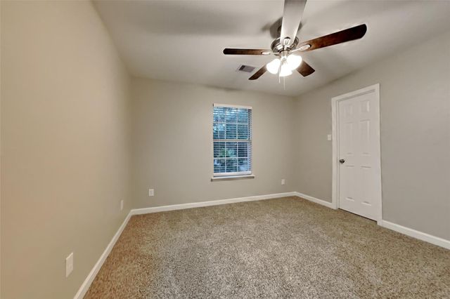 5202 Heathervale Court, Houston, TX 77345