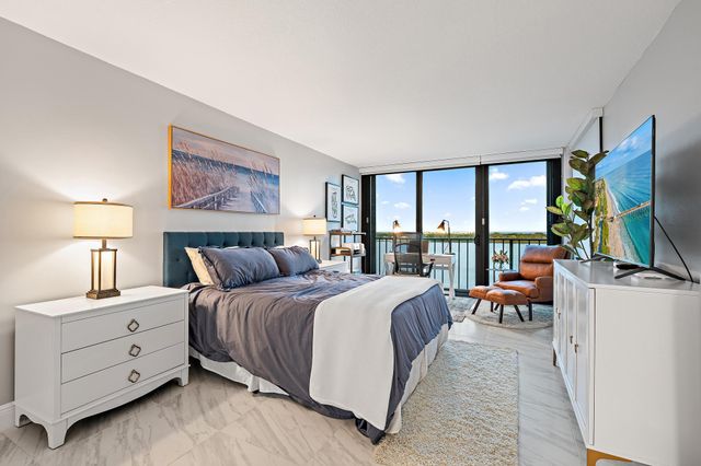 124 Lakeshore Drive 9290, North Palm Beach, FL 33408