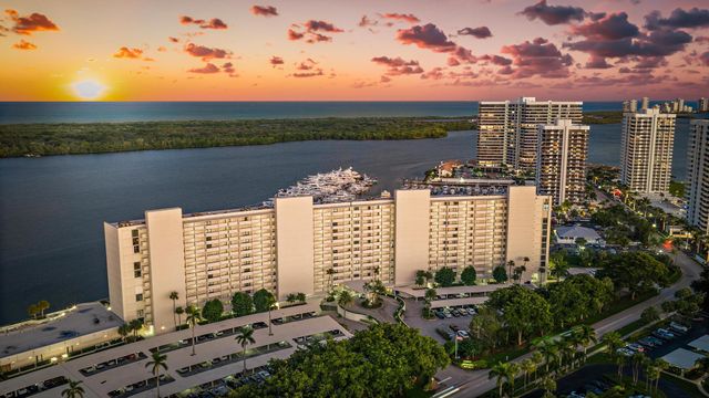 124 Lakeshore Drive 9290, North Palm Beach, FL 33408