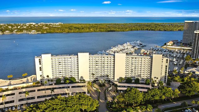 124 Lakeshore Drive 9290, North Palm Beach, FL 33408