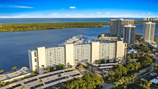 124 Lakeshore Drive 9290, North Palm Beach, FL 33408