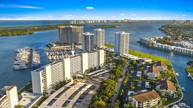 124 Lakeshore Drive 9290, North Palm Beach, FL 33408