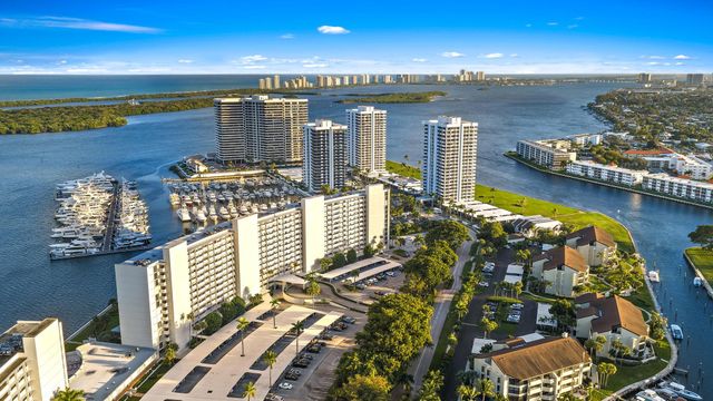 124 Lakeshore Drive 9290, North Palm Beach, FL 33408