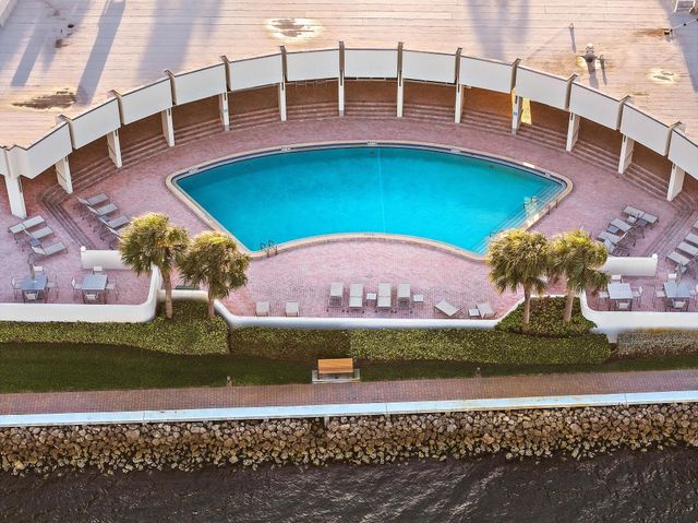 124 Lakeshore Drive 9290, North Palm Beach, FL 33408