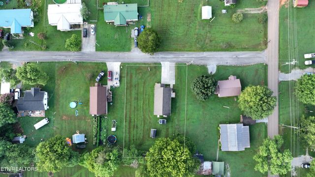 19 McKinney St, Englewood, TN 37329