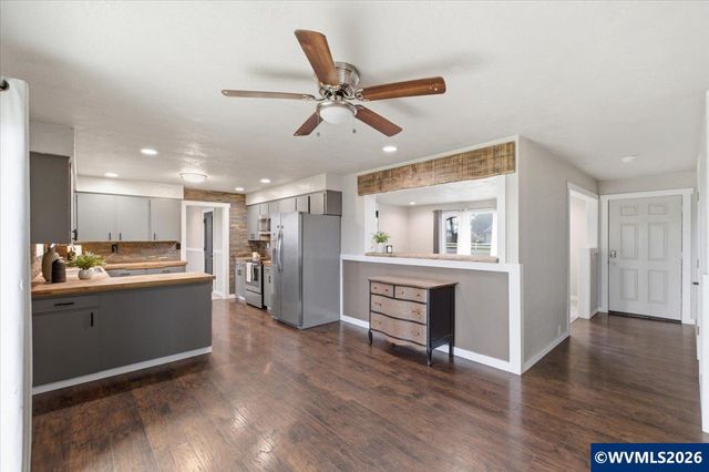 5171 Lardon Rd NE, Salem, OR 97305