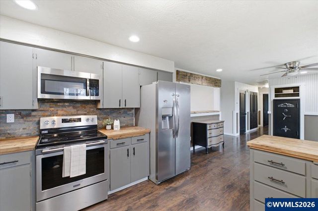 5171 Lardon Rd NE, Salem, OR 97305